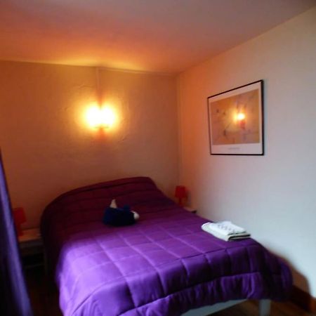 Maison Familiale Pour 8 Saint-Aventin Kültér fotó
