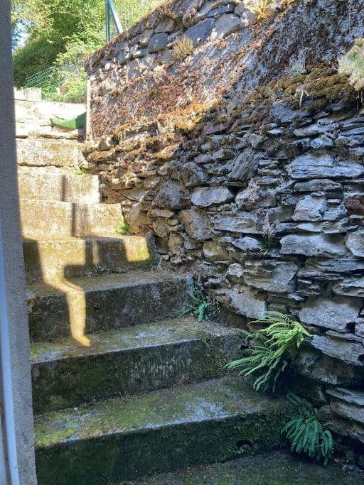 Maison Familiale Pour 8 Saint-Aventin Kültér fotó
